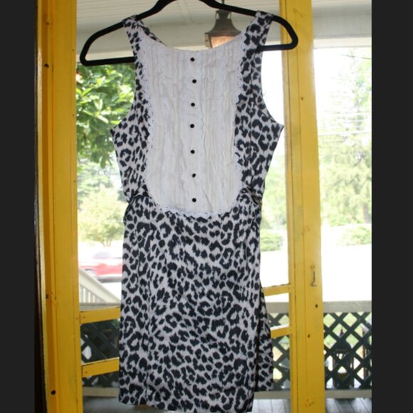 Kimchi Blue June Boatneck Bib Collar Mini Dress - Picture 1 of 4